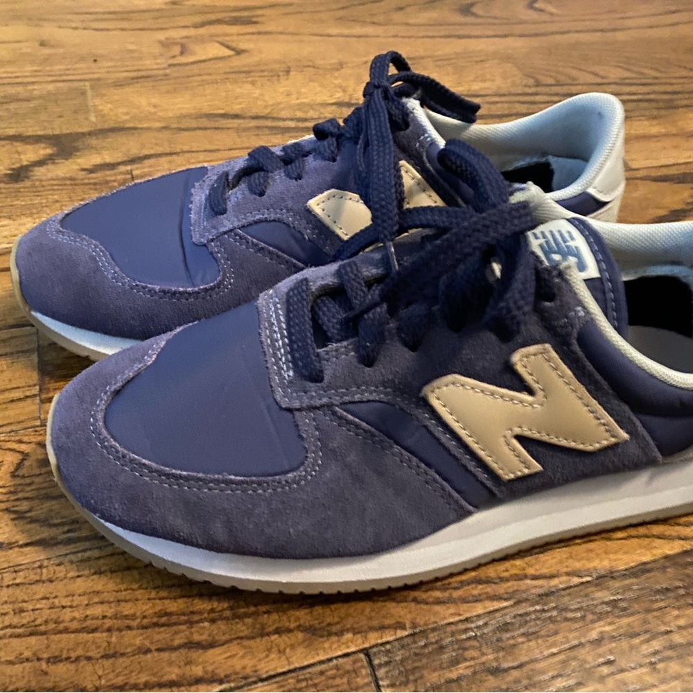 New Balance Women's Navy Sneakers